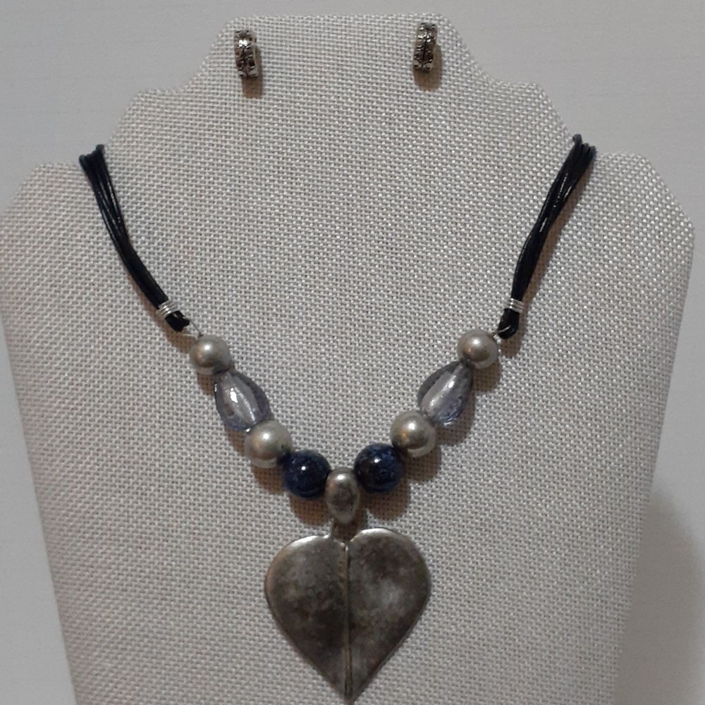 Christopher & Banks Silvertone Heart Necklace With Beads & Earrings.